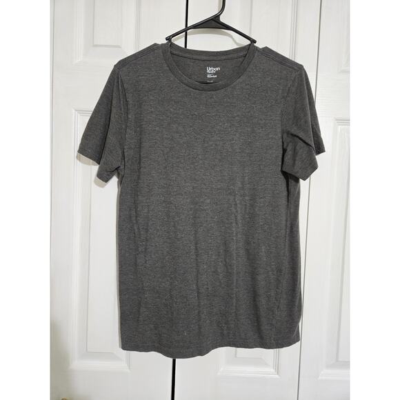 Urban pipeline small men's gray basic tee - Picture 1 of 5